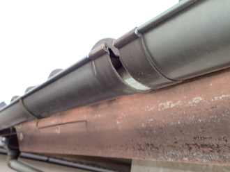 雨樋軒継手外れ