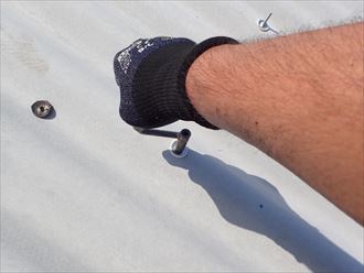 ボルト締め固定