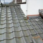 四街道市　雨漏り上部の屋根