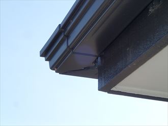 千葉市花見川区　雨樋の割れ