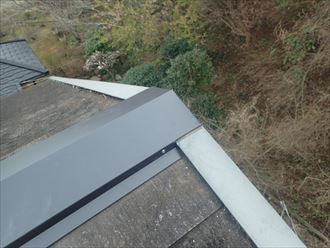 袖ケ浦市　棟板金の取付け