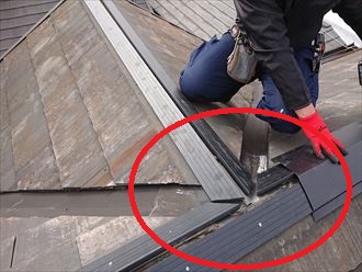 貫板を加工し取り付けます