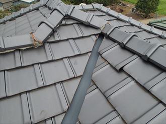 千葉市若葉区　瓦のズレ