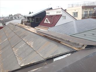 板金欠損とめくれ