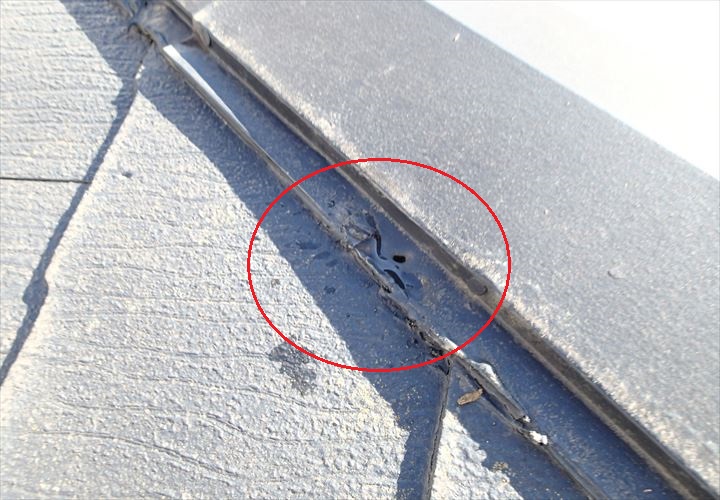 東金市　棟板金への施工不良