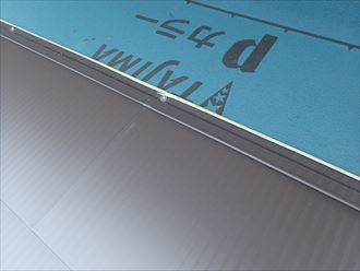 木更津市 新規屋根材の固定にビス