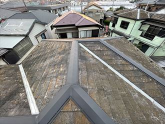 棟板金に浮きや飛散はありません