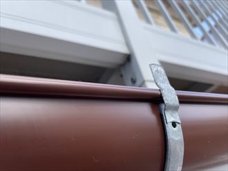 掴みが開いた状態