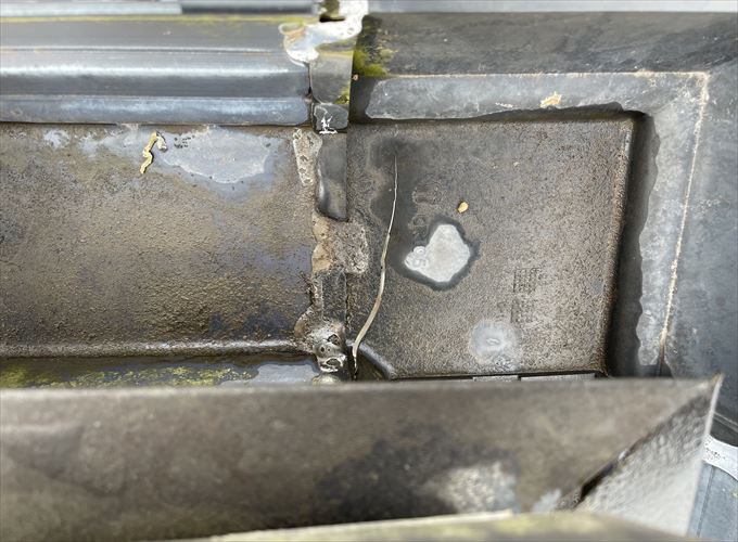 コーナージョイントに亀裂