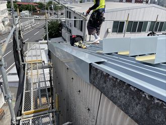 ケラバ板金設置