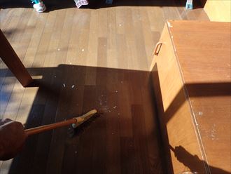 大網白里市　掃き掃除