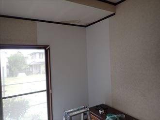 木更津市　新規クロス貼り開始