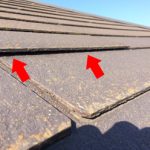 スレートの反りを確認