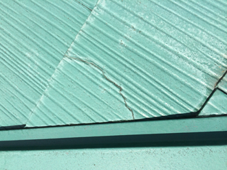 スレート材の強度が低下しています