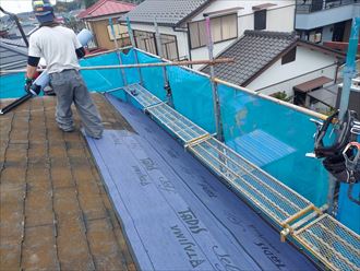 佐倉市　防水紙の設置