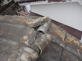 富津市　瓦のズレ