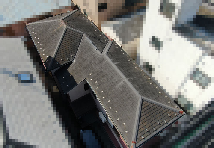 訪問業者に屋根の剥がれを指摘されたお住まい