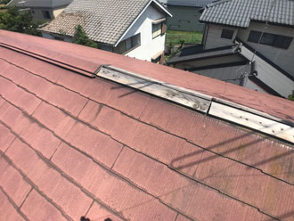 棟板金が飛散した大棟