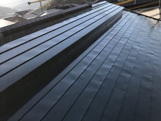 ガルバリウム鋼板屋根の一例