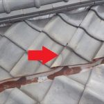 袖ケ浦市　瓦にひび