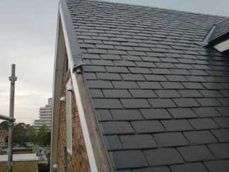 飛散してしまったケラバ板金