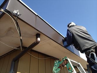 破風板板金巻き