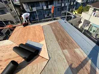 屋根下地の敷設