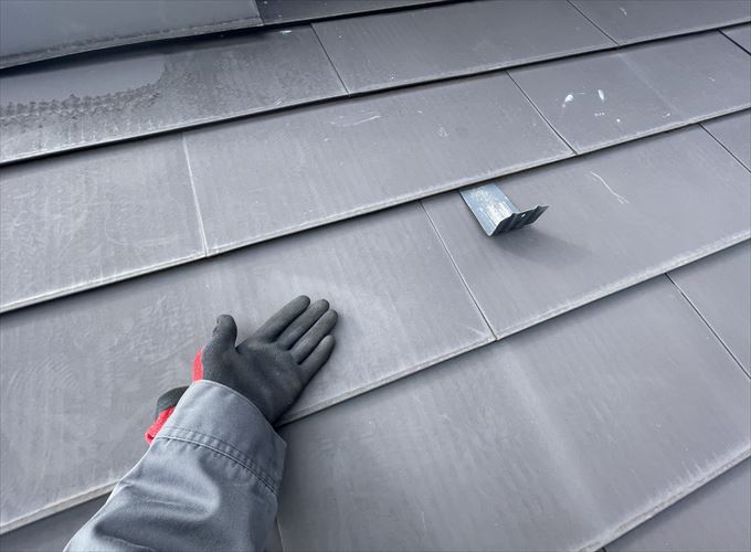 屋根材にチョーキングの発生