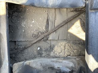 防水紙は杉皮です