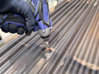 フックボルト取り外し