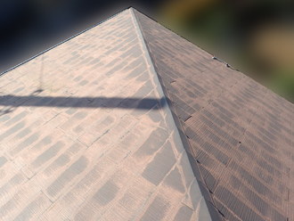 スレート屋根　色褪せ