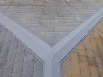 屋根全体　塗装の劣化