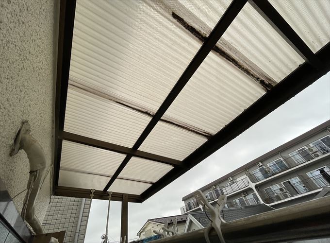 波板の劣化症状