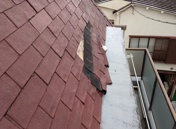 シングル材の剥がれ