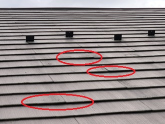 スレート屋根　浮き　ヒビ