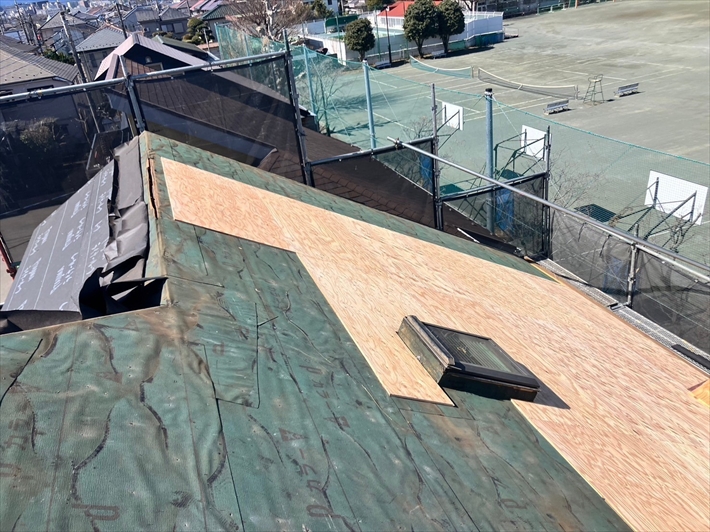 野地板の増し張り