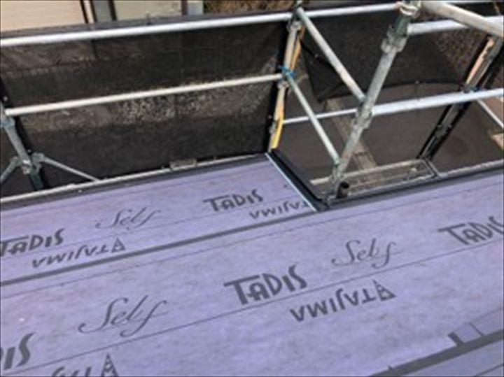 軒先唐草　ケラバ板金