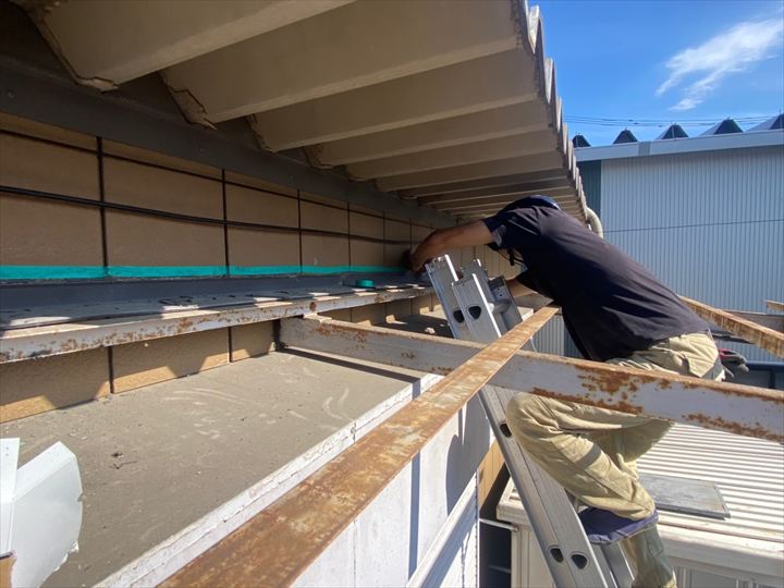 雨押えコーキング
