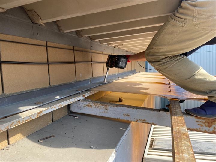 住友ベークライトの”ポリカナミ”