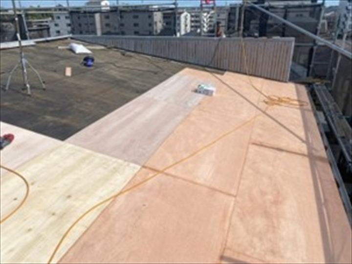 下地板　構造用合板12mm厚