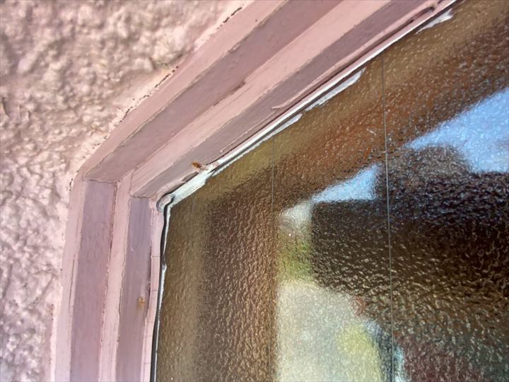 サッシまわりのコーキング劣化
