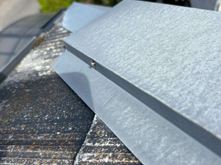 棟板金の浮き