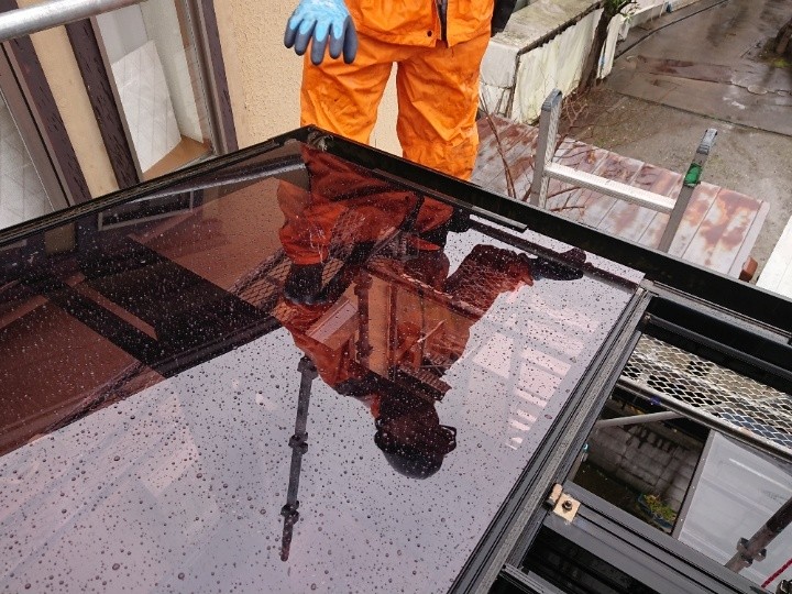 加工したポリカーボネートを設置