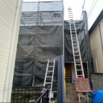 荷揚げのため昇降機（ウィンチ）を設置する場合があります