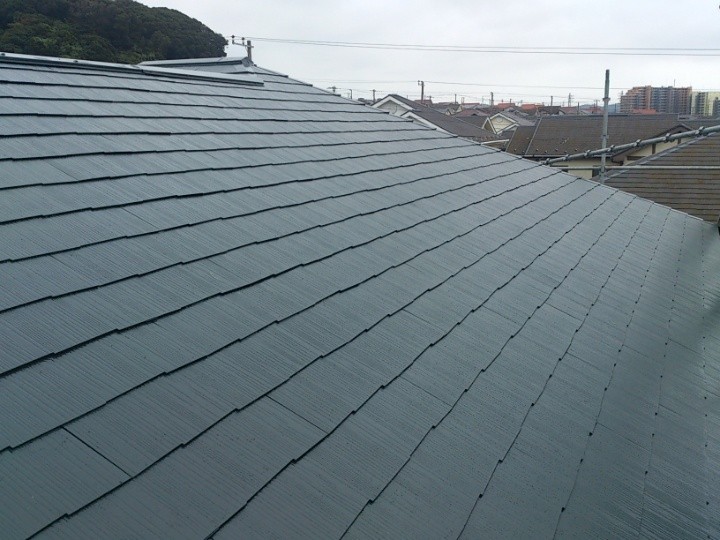 屋根塗装が完工した状態