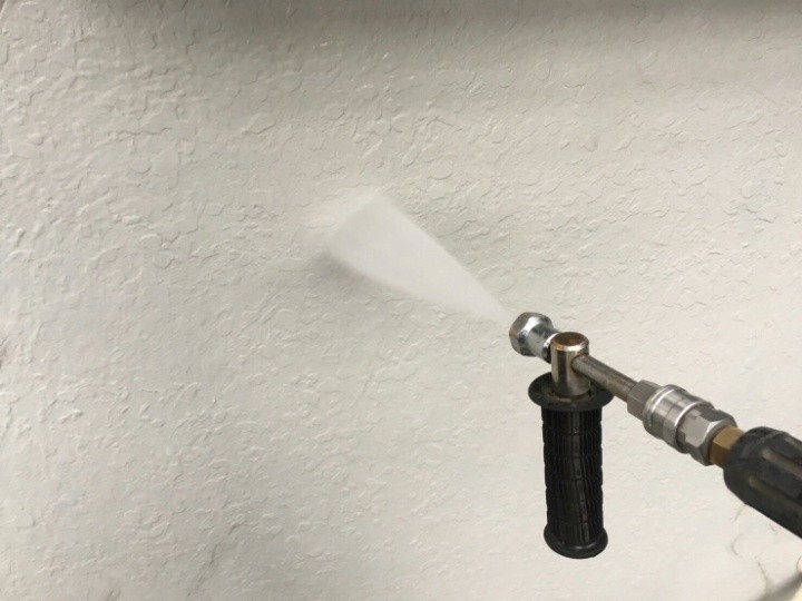 外壁の高圧洗浄