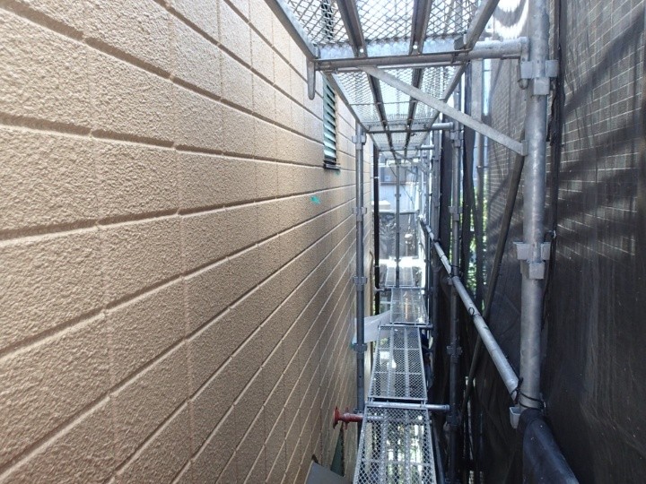 パーフェクトトップで「中塗り」作業風景