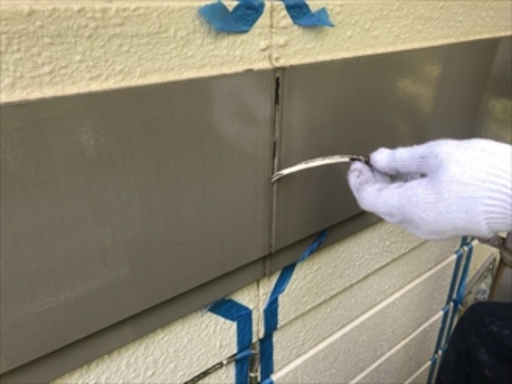 コーキングを撤去