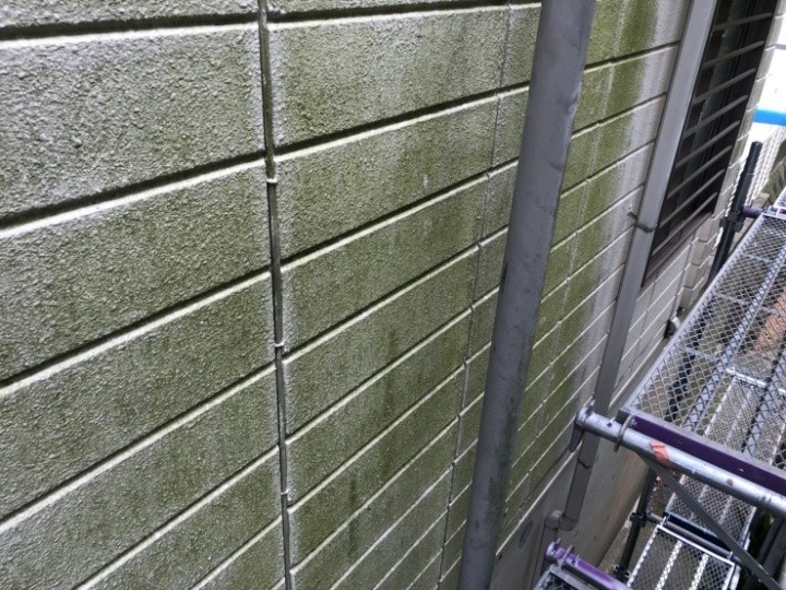 高圧洗浄前の外壁