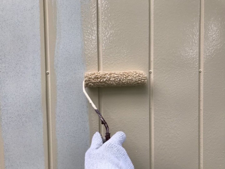 「下塗り」作業